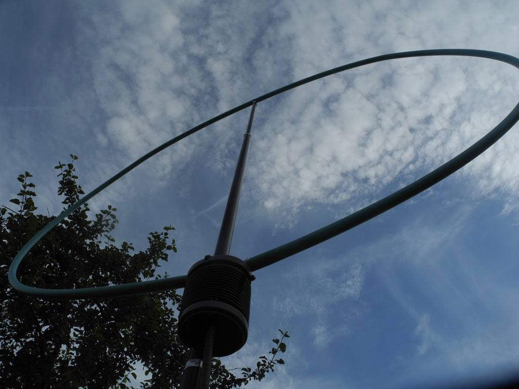 c-pole-loop-antenna